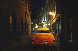 小米汽车AES紧急转向辅助通过中国汽研四大高危场景测试 - 新时空