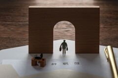 深圳高速公路股份(00548.HK):文亮辞去公司董事、财务总监等职务 - 新时空