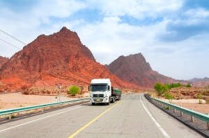 东风集团股份(00489.HK)前11月新能源汽车销量增近四成，商用车成增长亮点