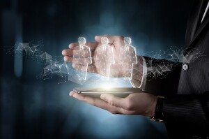 国美零售(00493.HK)：张裕龙获任公司秘书、授权代表及法律程序代表