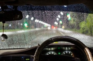 Surging oil prices reignite overseas demand, new energy vehicle sector rallies broadly; Global X China Electric Vehicle Etf (02845.HK) surges over 3% in afternoon trading. - NewTimeSpace