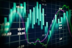南方两倍做多特斯拉(07766.HK)收跌8.43%,最新价126.500港元 - 新时空
