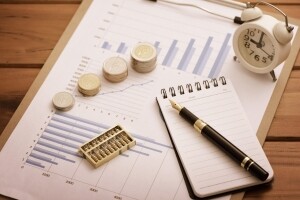保诚(02378.HK)：中期新业务利润增8%至13.84亿美元，第一次中期股息每股8.88美分