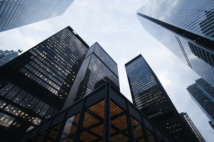 Offshore Trust Insight | QUANTGROUP (02685.HK) down 2.69% intraday; founder Richard Zhou controls his interest through a BVI family trust - NewTimeSpace